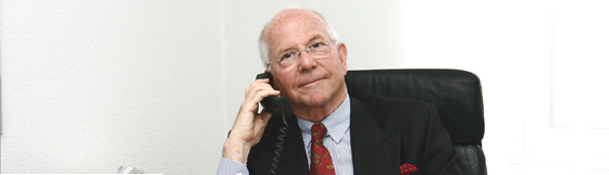 Rechtsanwalt & Notar a.D. Christian Volkmann